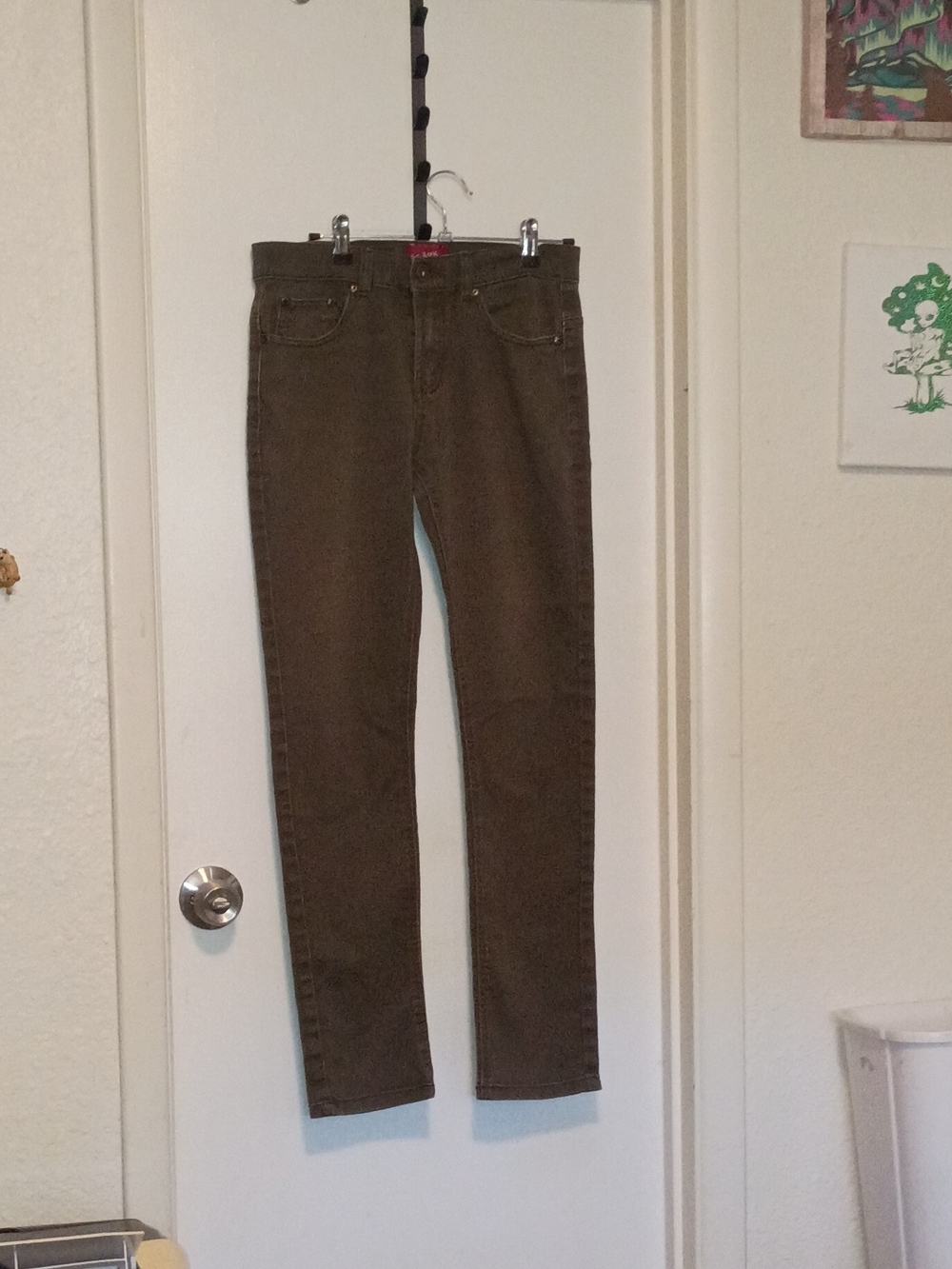 Franky Max Dark Brown Jeans with Leather Brand Patch